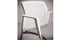 F03